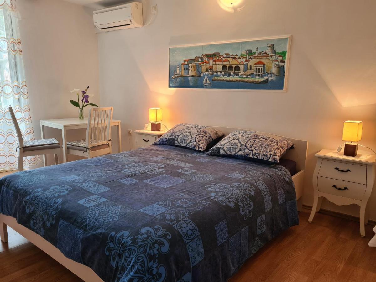 Ljubo Gostinjska kuća 2*